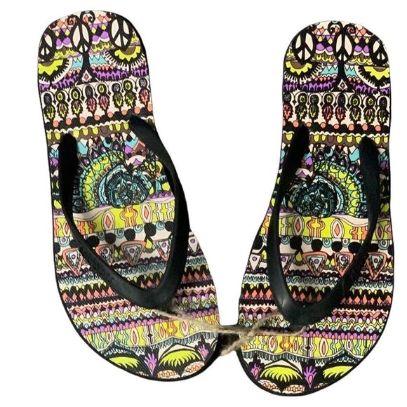 Sakroots Neon One World Encore Flip Flops Sandals - Picture 1 of 5